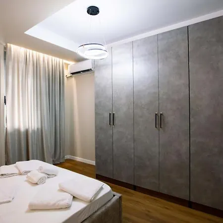 Luxury At Condor Center Daire