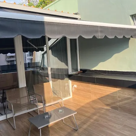 아파트 Luxury At Condor Center