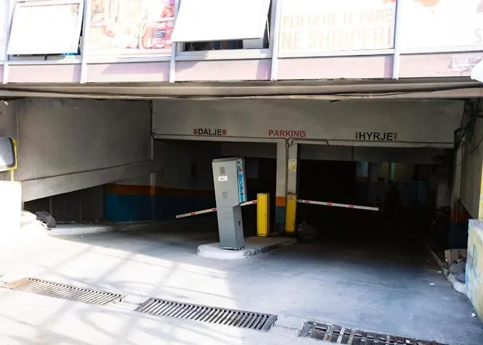 Luxury At Condor Center Apartment Tirana