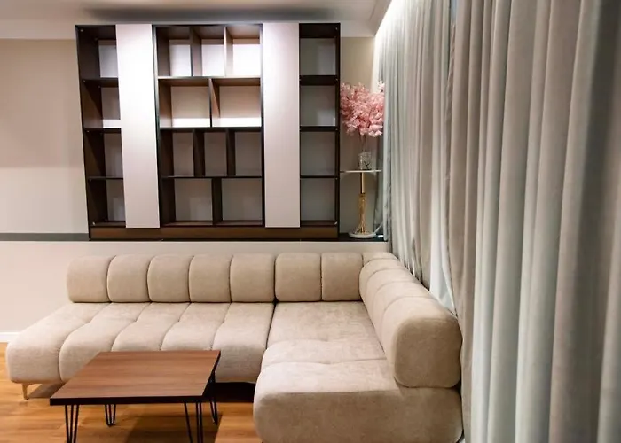 Luxury At Condor Center Tirana